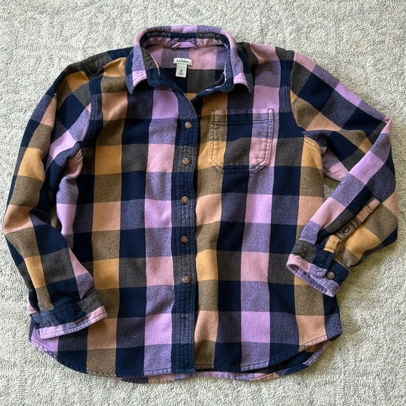 LL Bean Cotton Button Down Shirt Medium Petite - Picture 1 of 6